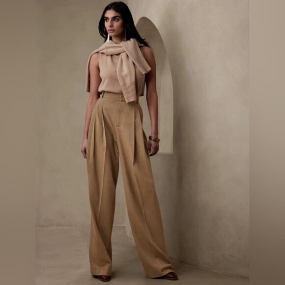Banana Republic Pants - RETAIL BR Petite Wide Leg Italian Wool Pant in Camel